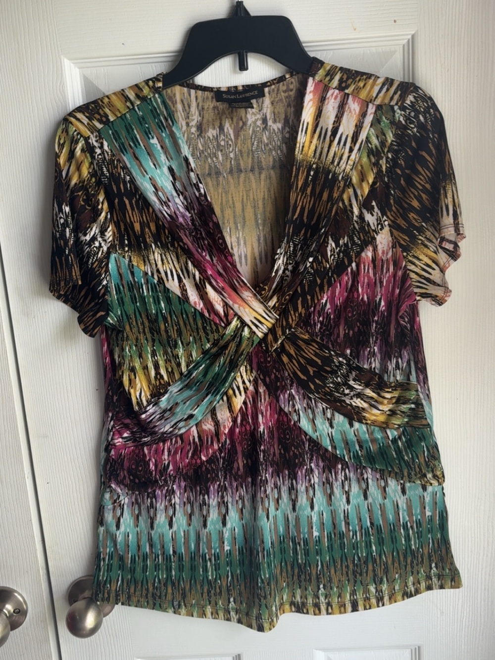 Women’s Colorfully Patterned Large Top